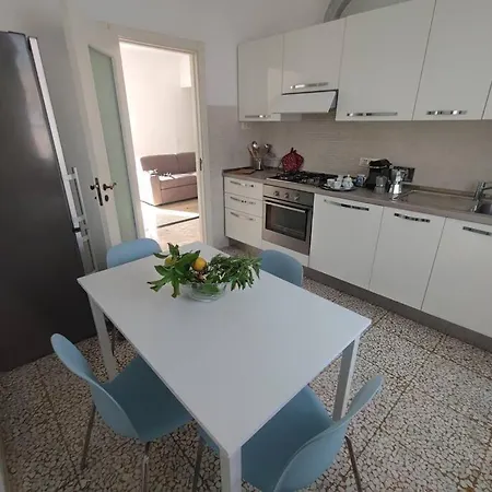 La Vie En Rose Flat Σέστρι Λεβάντε