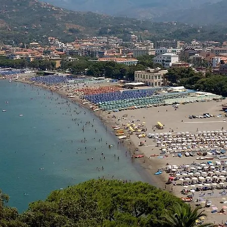 Apartment La Vie En Rose Flat Sestri Levante
