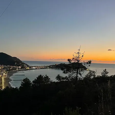 La Vie En Rose Flat Sestri Levante
